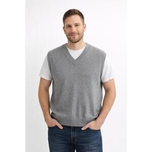 Levi's Gray V-Neck Sweater Vest Medium